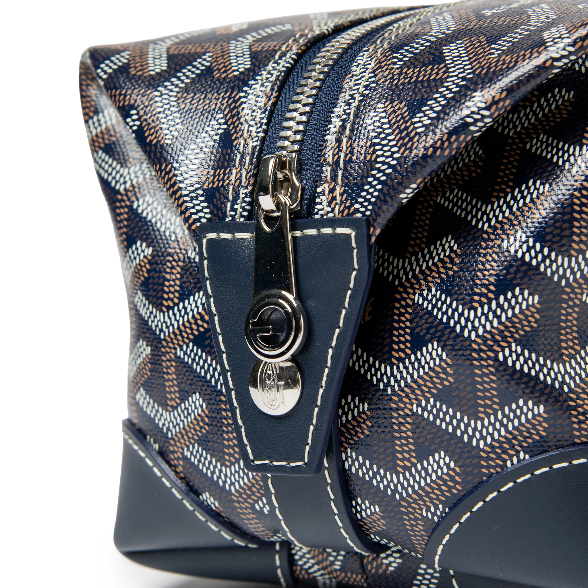 Side View of Goyard Bowling 25 Navy Toiletry Bag BOWLIN025TY12CL12P